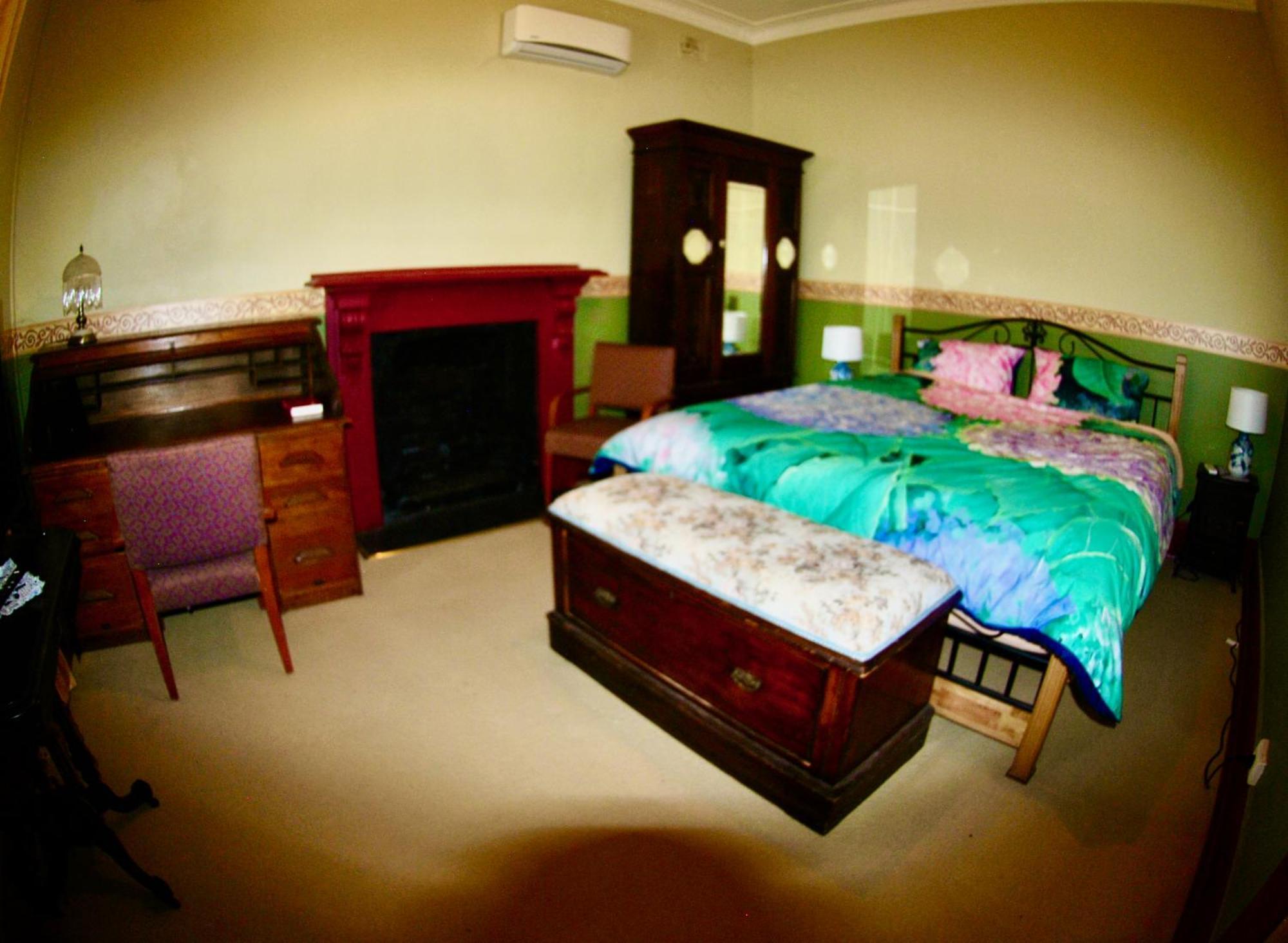 Historic Star Lodge And Station Masters House Narrandera Kültér fotó
